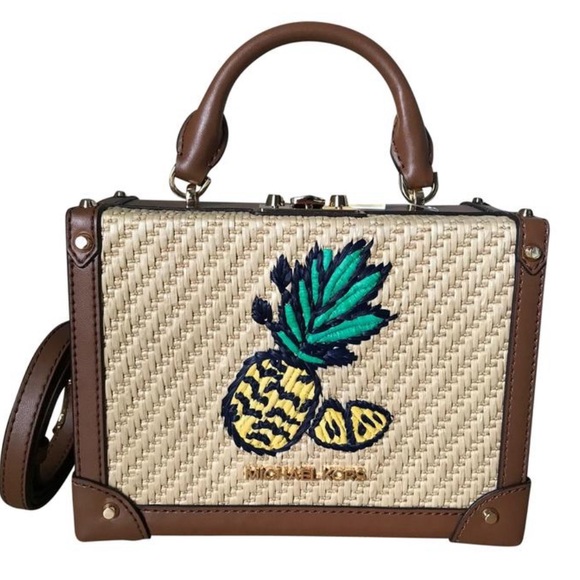 ππBrand New Michael Michael Kors
Island Escape Theodora Md Cross Body Bagππ - Picture 15 of 16